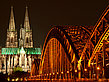 Foto Kölner Dom hinter der Hohenzollernbrücke