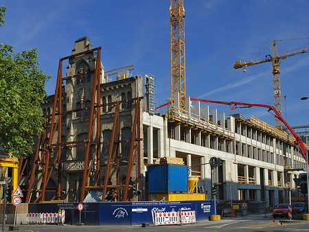 Fotos Baustelle auf der Kreuzung Komödienstraße Tunisstraße