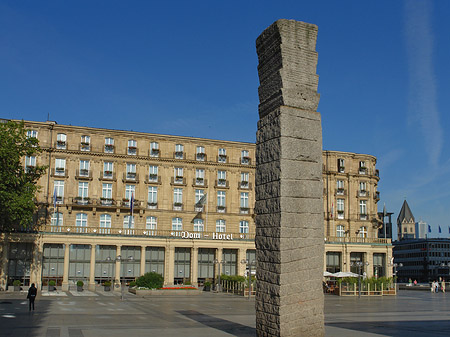Fotos Domhotel mit Säule | Köln