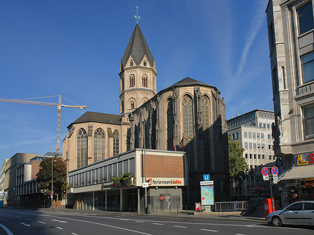 Fotos St Andreas mit Komödienstraße und Häusern