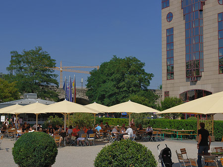 Schirme auf der Urbanstraße Foto 